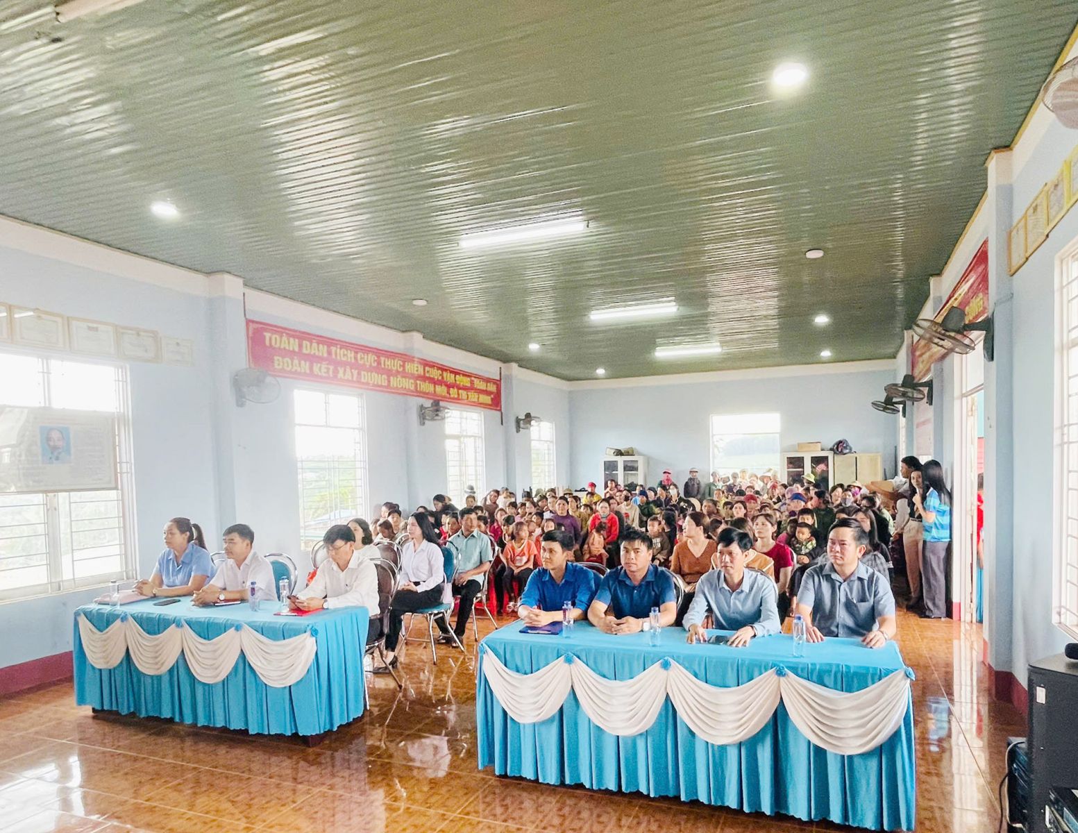 TỔ CHỨC THÀNH CÔNG LỄ KẾT NGHĨA: SỨC MẠNH ĐOÀN KẾT TỪ ĐẢNG, ĐOÀN, NHÀ TRƯỜNG ĐẾN VỚI ĐỒNG BÀO LÀNG …